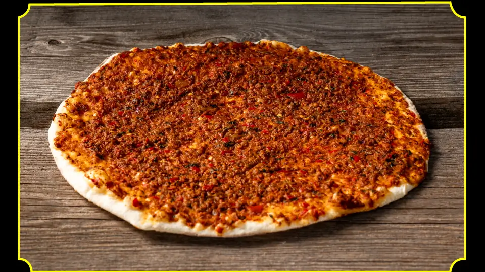 Frischer Lahmacun mit Salat und Fleisch bei STAREN KEBAB in Santa Pon�a auf Mallorca